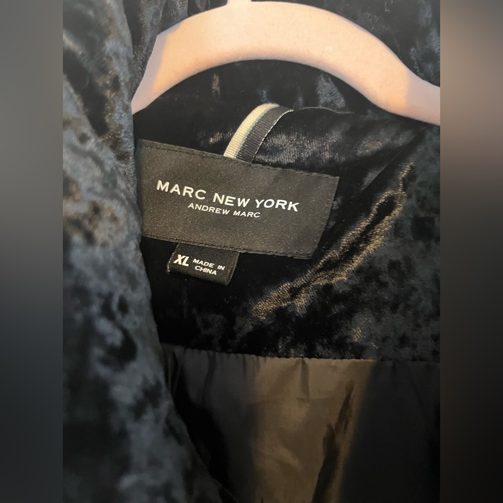 🔥SOLD🔥 Marc New York Olive and Black Puffer Jacket - Picture 2 of 3